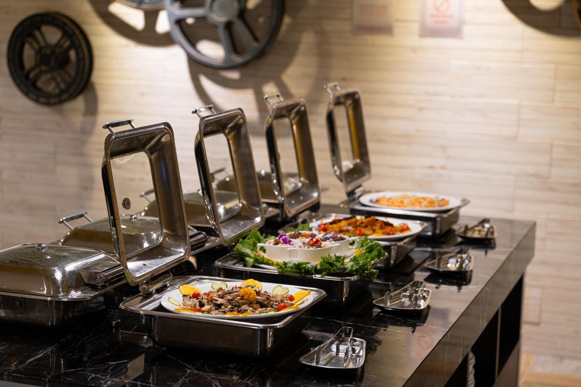 Ningcui Business Hotel Taichung Dış mekan fotoğraf