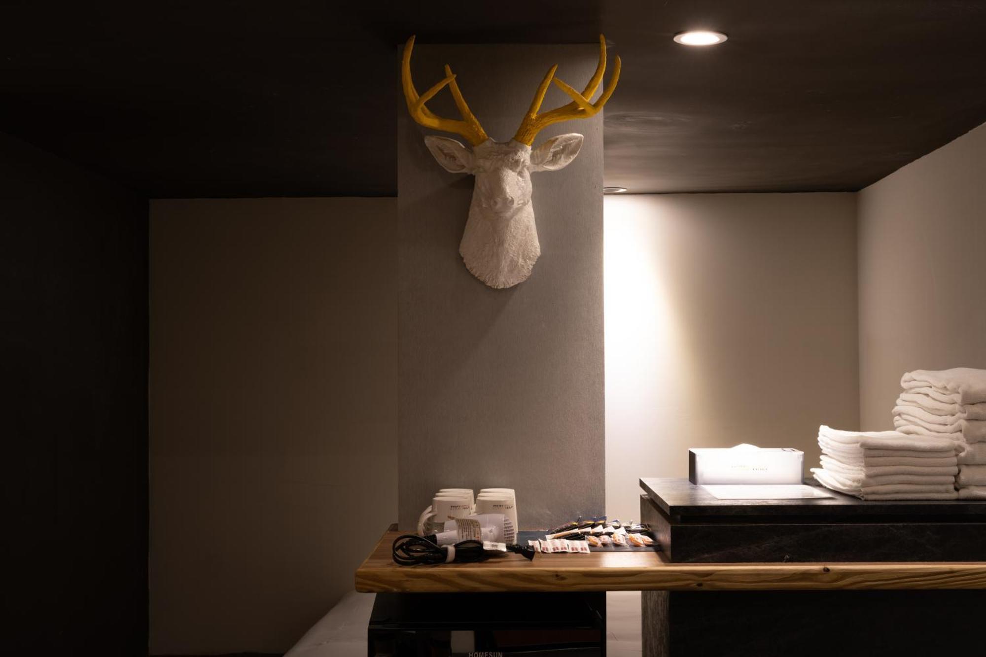 Ningcui Business Hotel Taichung Dış mekan fotoğraf